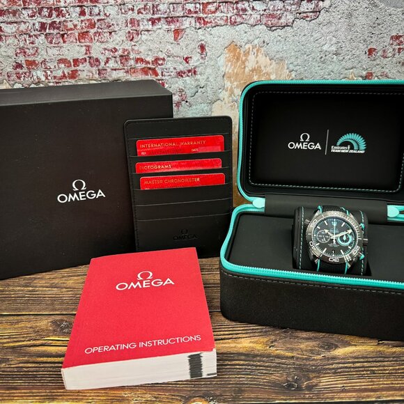 Omega Seamaster Planet Ocean ETNZ Limited Edition Black Ceramic - FULL SET - Picture 2 of 15